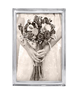 Mariposa Signature Frame, 8"x10"