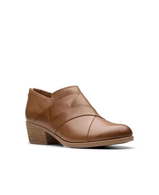 Clarks Women's Collection Charlten Gema Boots