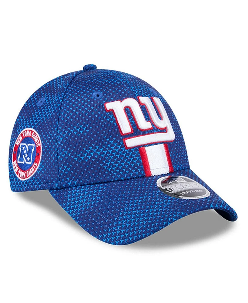 New Era Men's Royal New York Giants 2024 Sideline 9FORTY Stretch-Snap Hat