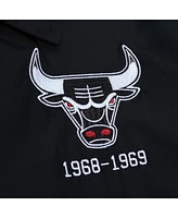 Mitchell & Ness Men's Black Chicago Bulls Big Face 5.0 Coaches Full-Snap Jacket