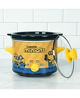 Uncanny Brands Despicable Me Minions 2qt Slow Cooker -Small Kitchen Appliance