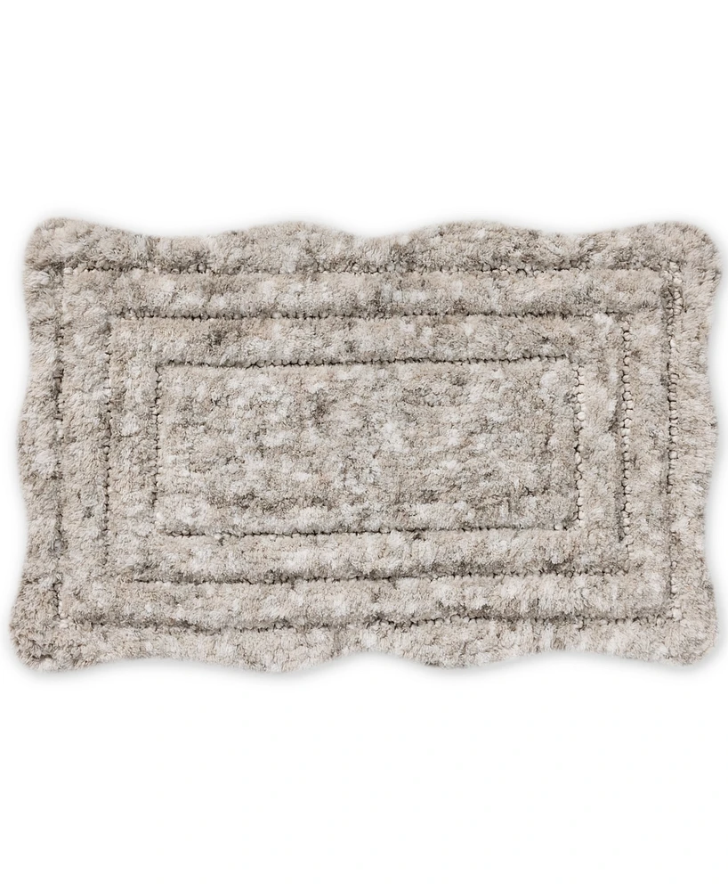 Loloi Niki Scallop Skid-Resistant Bath Rug, 20" x 32"