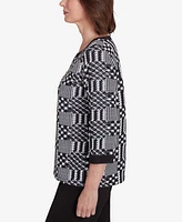 Alfred Dunner Petite Runway Ready Houndstooth Textured Top