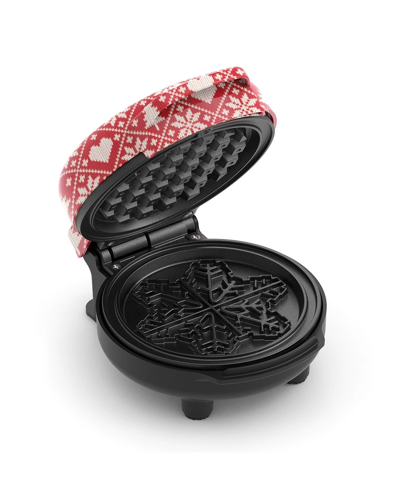 Bella Mini Red Knit Waffle Maker