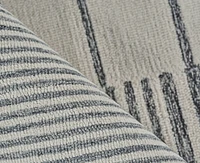 Exquisite Rugs Castine 5'x8' Area Rug