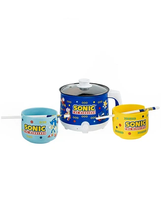 Uncanny Brands Sonic the Hedgehog Hot Pot with Ramen Bowls - Sega Kitchen Appliance