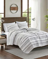 Madison Park Fraser Reversible Printed Microfiber Seersucker 3-Pc. Quilt Set