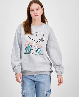 Freeze 24-7 Juniors' Snoopy Floral Graphic Sweatshirt