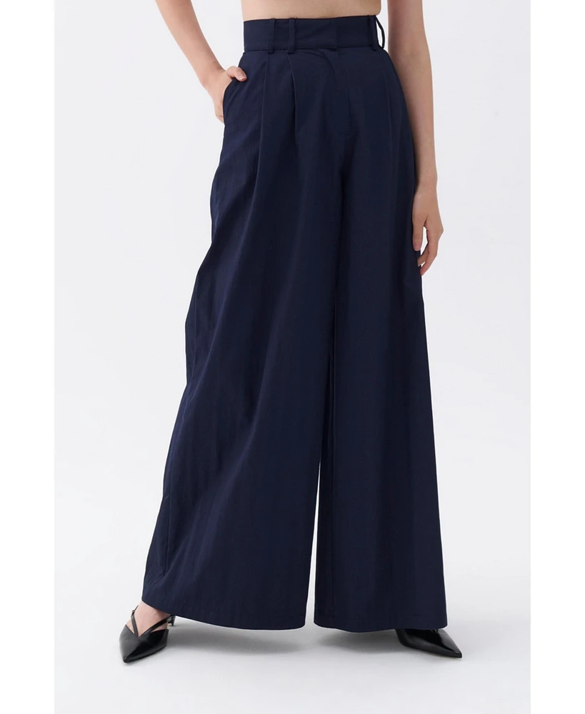 Nocturne Women's Pleated Wide Leg Pants