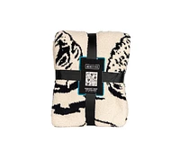Saturday Park Disney Mickey and Minnie Love Feather Knit Fluffy 50x60 Throw Blanket