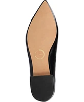 Journee Collection Women's Carmin Pointed Toe Flats