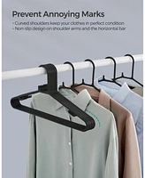 Slickblue Plastic Hangers 50-Pack – Space-Saving, Lightweight Clothes Hangers for Pants, Coats, Dresses