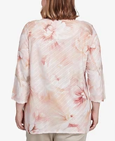 Alfred Dunner Plus Coming Up Roses Textured Watercolor Flower Top with Necklace