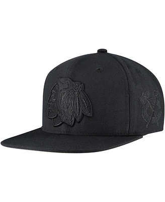 Mitchell & Ness Men's Black Chicago Blackhawks Soul Strike Cultivated Pearl Tonal Snapback Hat