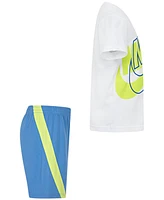 Nike Sportswear Little Boys "On The Move" Logo T-Shirt & Shorts Set