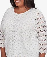 Alfred Dunner Plus Kensington Gardens Daisy Woven Lace Crew Neck Top