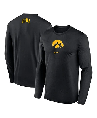 Nike Men's Black Iowa Hawkeyes On-Court Basketball Shootaround Performance Long Sleeve T-Shirt