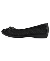 Cliffs by White Mountain Women's Chelcy Round Toe Ballet Flats