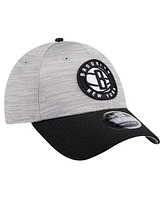 New Era Men's Heather Gray/Black Brooklyn Nets Active Digi-Tech Two-Tone 9FORTY Adjustable Hat