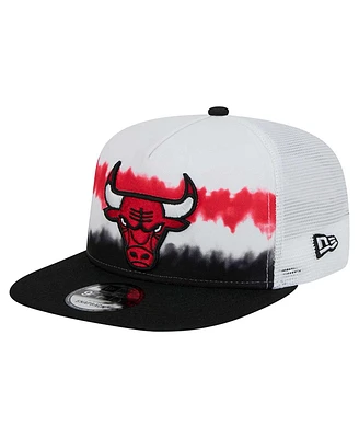 New Era Men's White/Black Chicago Bulls Dip-Dye 9FIFTY A-Frame Trucker Snapback Hat