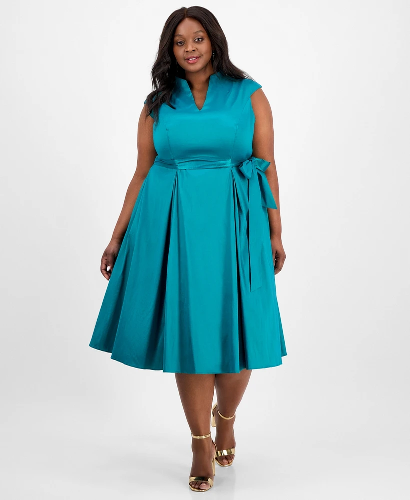 Alex Evenings Plus V-Neck Sleeveless Taffeta Dress