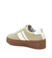 Refresh Collection Women's Casual Suede Sneakers By Xti