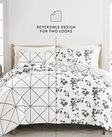 ienjoy Home Ultra Soft Edgy Flowers 3-Pc. Reversible Duvet Cover Set