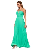 Xscape Women's V-Neck Pleated Sleeveless Gown