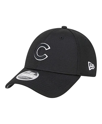 New Era Men's Black Chicago Cubs Pivot 9FORTY Adjustable Hat