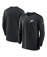 Nike Men's Black Philadelphia Eagles Coach Half-Zip Sweatshirt