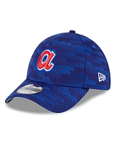 New Era Men's Royal Atlanta Braves 2025 Mlb Clubhouse 39THIRTY Flex Hat