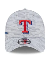 New Era Men's Gray Texas Rangers 2025 Mlb Clubhouse 39THIRTY Flex Hat