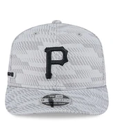 New Era Men's Gray Pittsburgh Pirates 2025 Mlb Clubhouse 9SEVENTY Stretch-Snap Hat