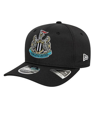 New Era Men's Black Newcastle United Core Flex Hat