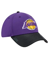 New Era Men's Purple Los Angeles Lakers Sport Night 39THIRTY Flex Hat