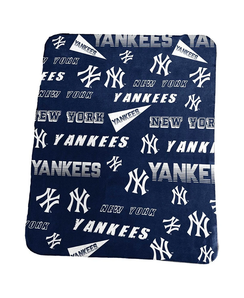 Logo Brands New York Yankees 50" x 60" Classic Fleece Blanket