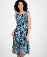Connected Petite Printed Mesh Sleeveless Midi Dress
