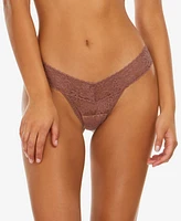 Hanky Panky Women's Daily Lace Low Rise Thong Underwear Pack