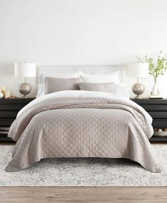 Ienjoy Home Diamond Stitch Quilt Sets