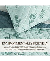 Reversible Microfiber Winter-Printed Quilt Set with Shams
