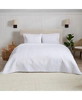 Linery Co. Pinsonic Medallion Microfiber Quilt Set With Shams