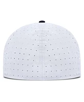 Nike Men's White North Carolina Tar Heels On-Field Dugout True Performance Fitted Hat