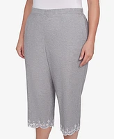Alfred Dunner Plus Crystal Springs Eyelet Embroidered Capri Pants