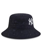 New Era Big Boys and Girls Navy New York Yankees 2025 Spring Training All Over Print Bucket Hat