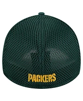 New Era Men's Green Bay Packers Game Day Linear 39THIRTY Flex Hat