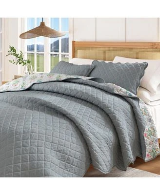 Linery Co. Cotton Stitched Reversible Floral 3 Piece Scalloped Quilt Sham Set
