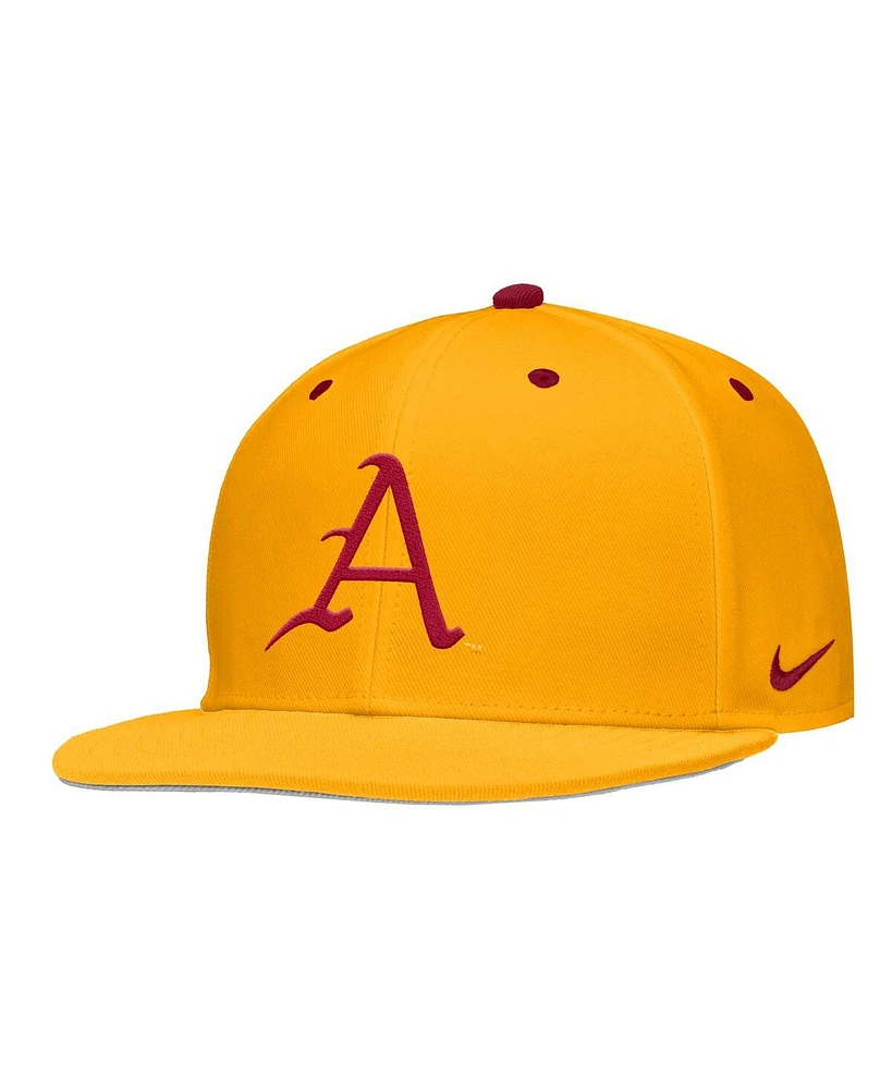 Nike Men's Gold Arkansas Razorbacks On-Field True Performance Baseball Fitted Hat
