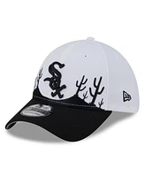 New Era Men's White/Black Chicago White Sox 2025 Spring Training Landscape 39THIRTY Flex Hat