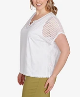 Hearts Of Palm Plus Short Sleeve Textured Top