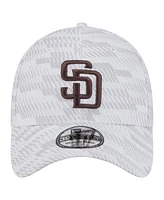 New Era Men's White San Diego Padres Graded 39THIRTY Flex Hat